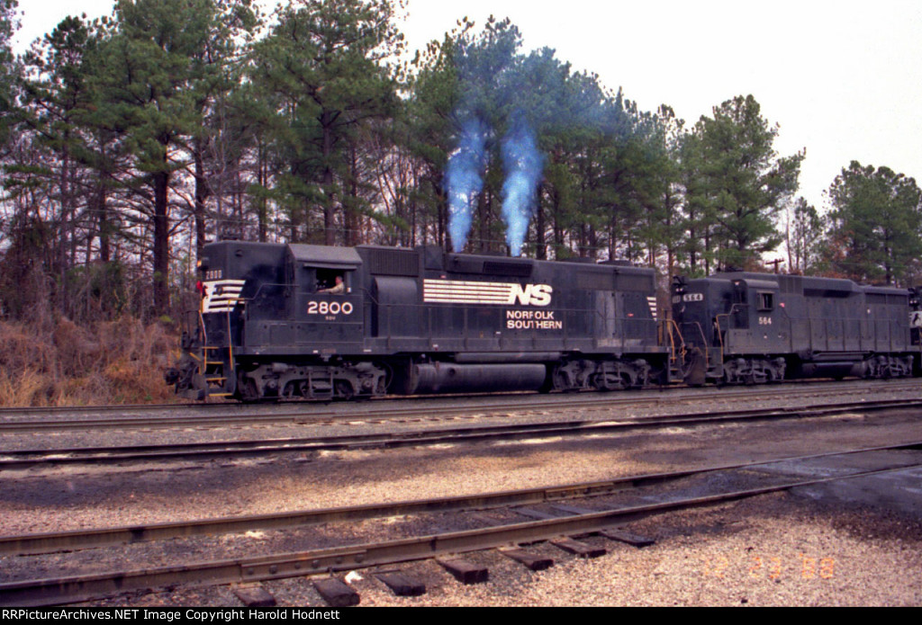 NS 2800